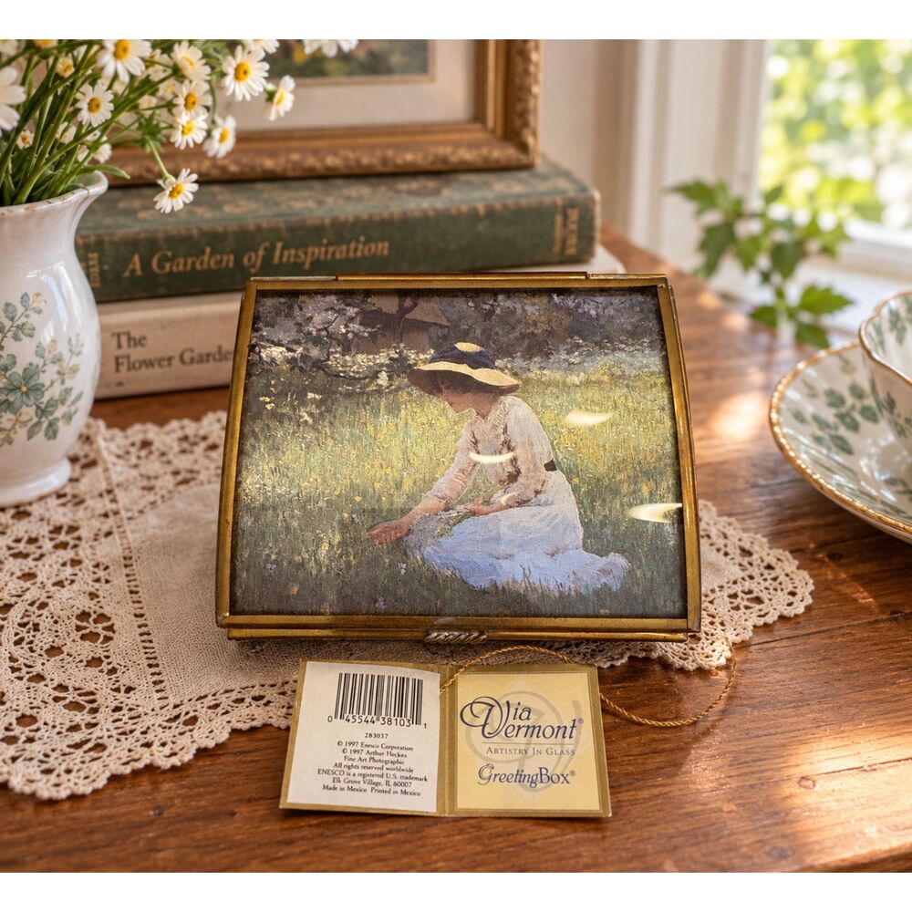 Vintage 1997 Via Vermont Enesco Art Glass Jewelry Box